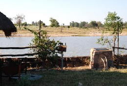 Picture (c) BeeTee - Hwange NP - Deteema Dam